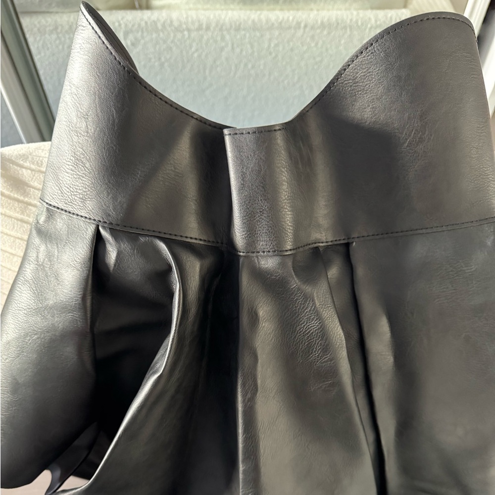 Fashion Nova Black Skirt Belt - Picture 5 of 17